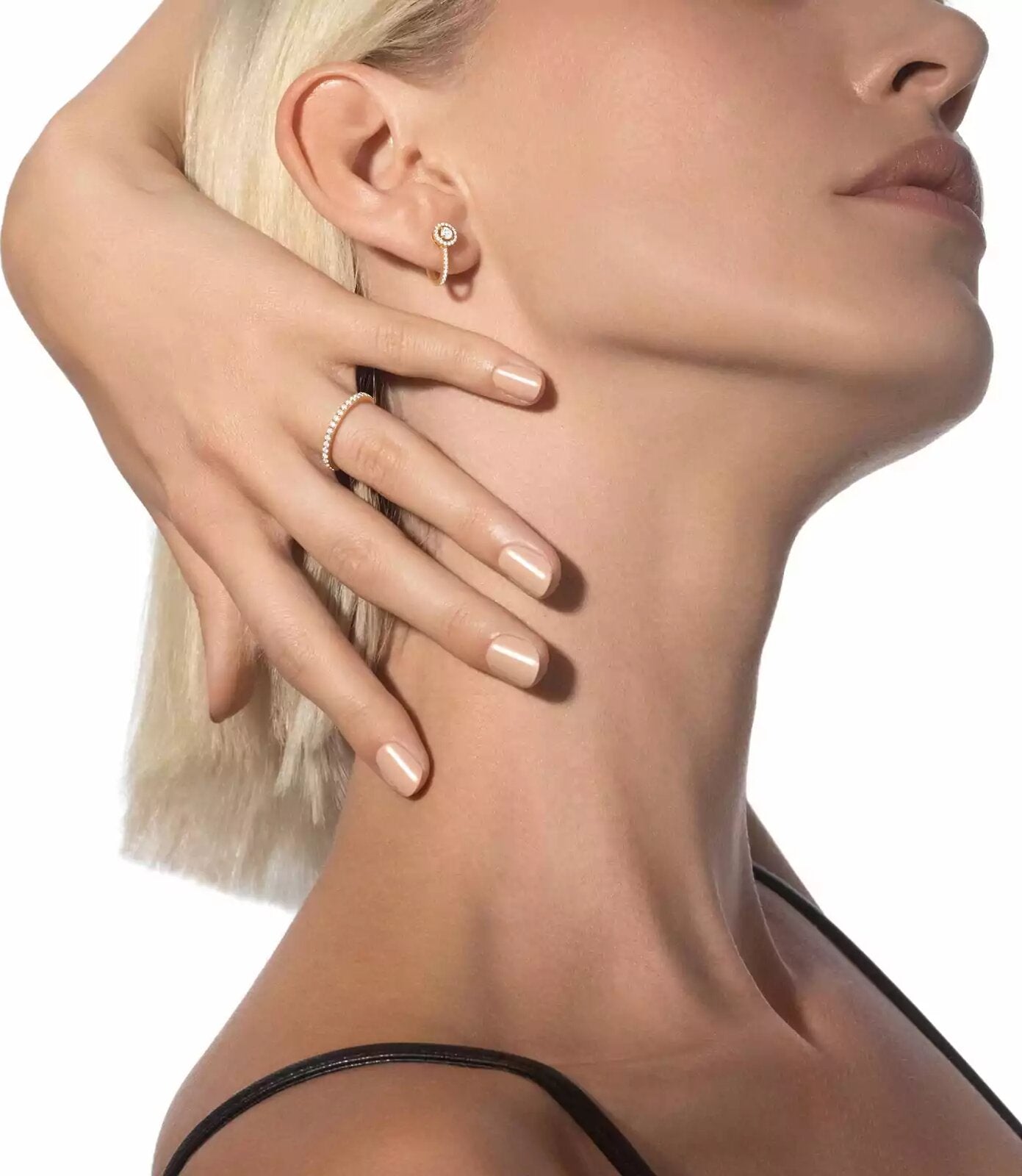 Pure Line Zircon Ring