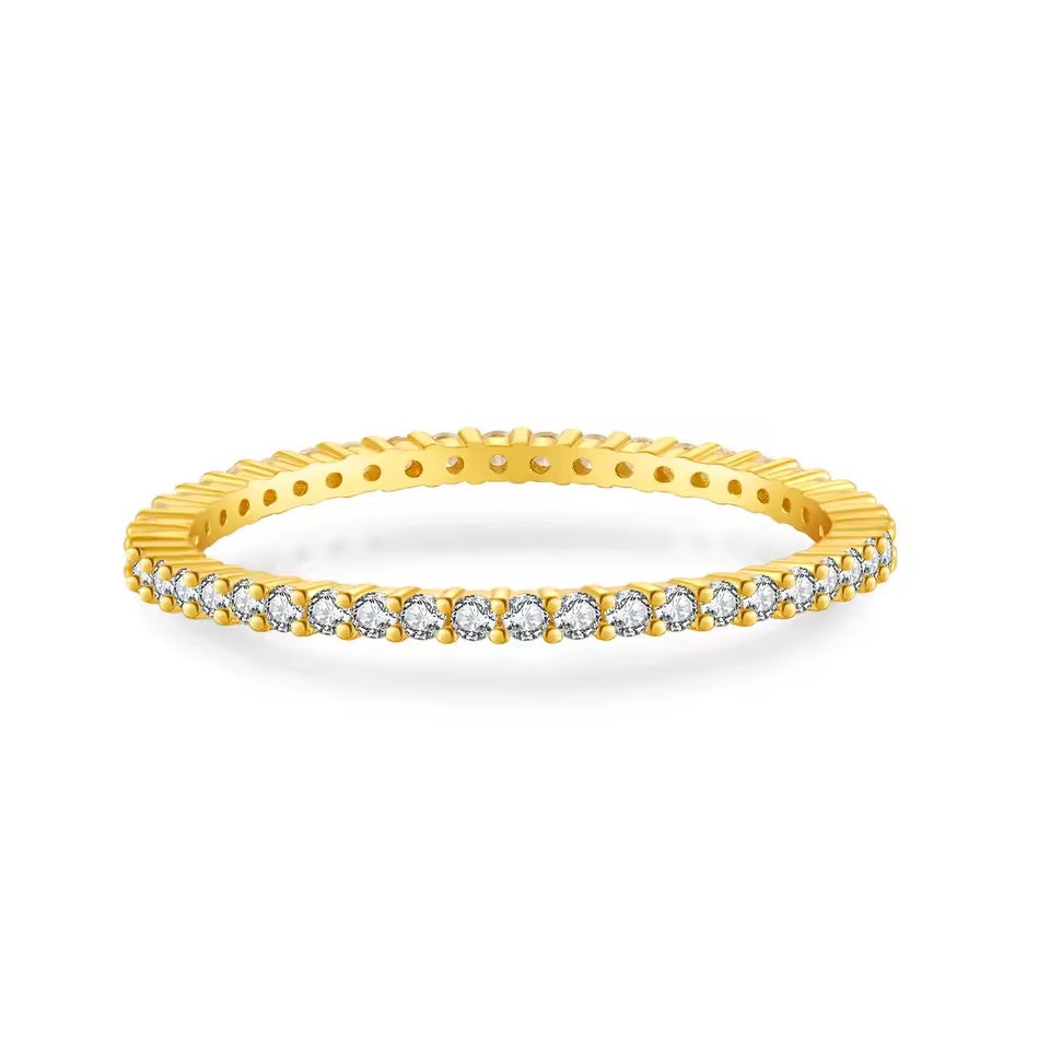 Pure Line Zircon Ring