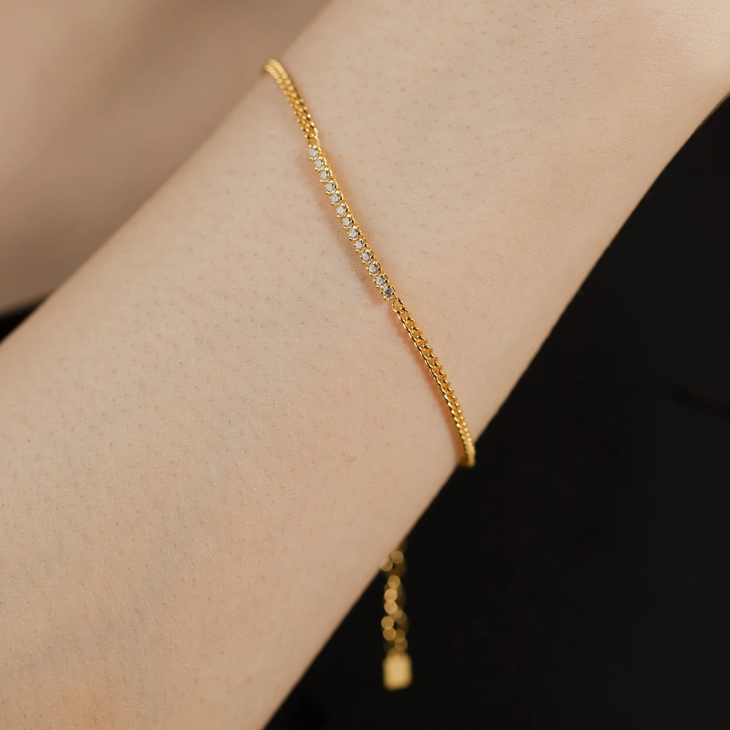 Zircon Line Chain Bracelet