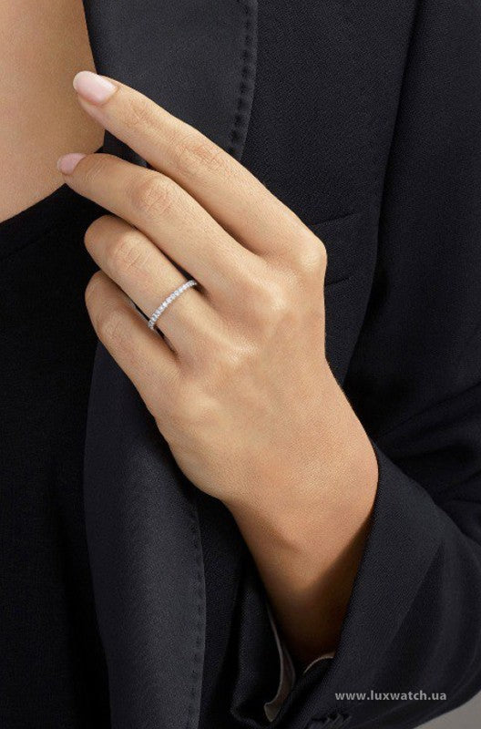 Pure Line Zircon Ring