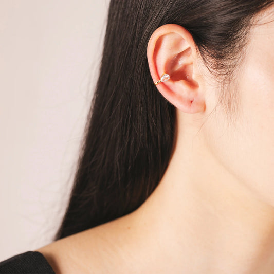 Oval Zircon Earcuff